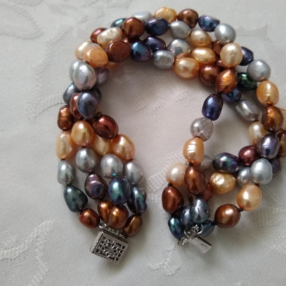 Pearls Multi Color 4 Rows Layered Necklace + Brac… - image 5